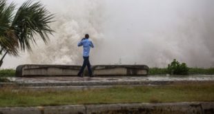 Florida se prepara para una marejada ciclónica potencialmente mortal antes de la tormenta tropical Elsa